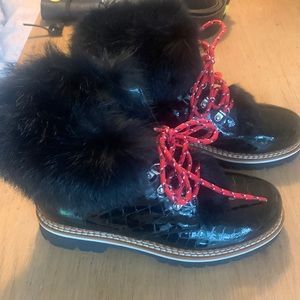 Black leather and fur boots